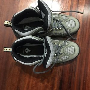 Vasque Gortex Leather Hiking boot size 9